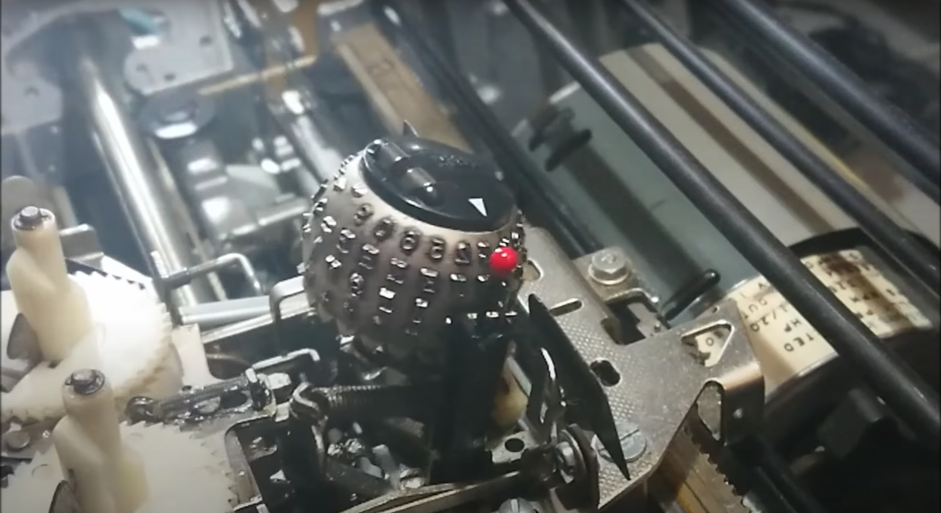 This slow-motion video of IBM's legendary Selectric typewriter in action reveals the engineer brilliance of its golf ball element.