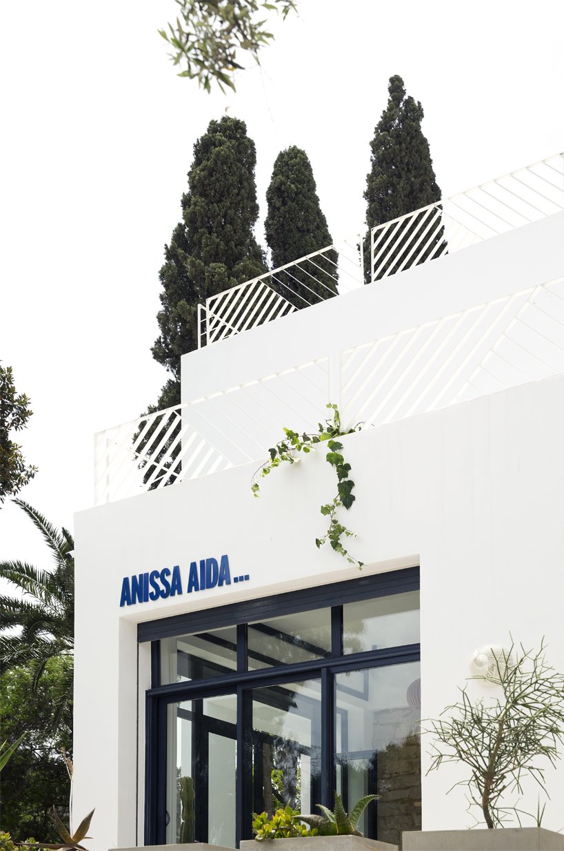 JELJELI studio completes ANISSA AIDA's showroom in tunis designboom