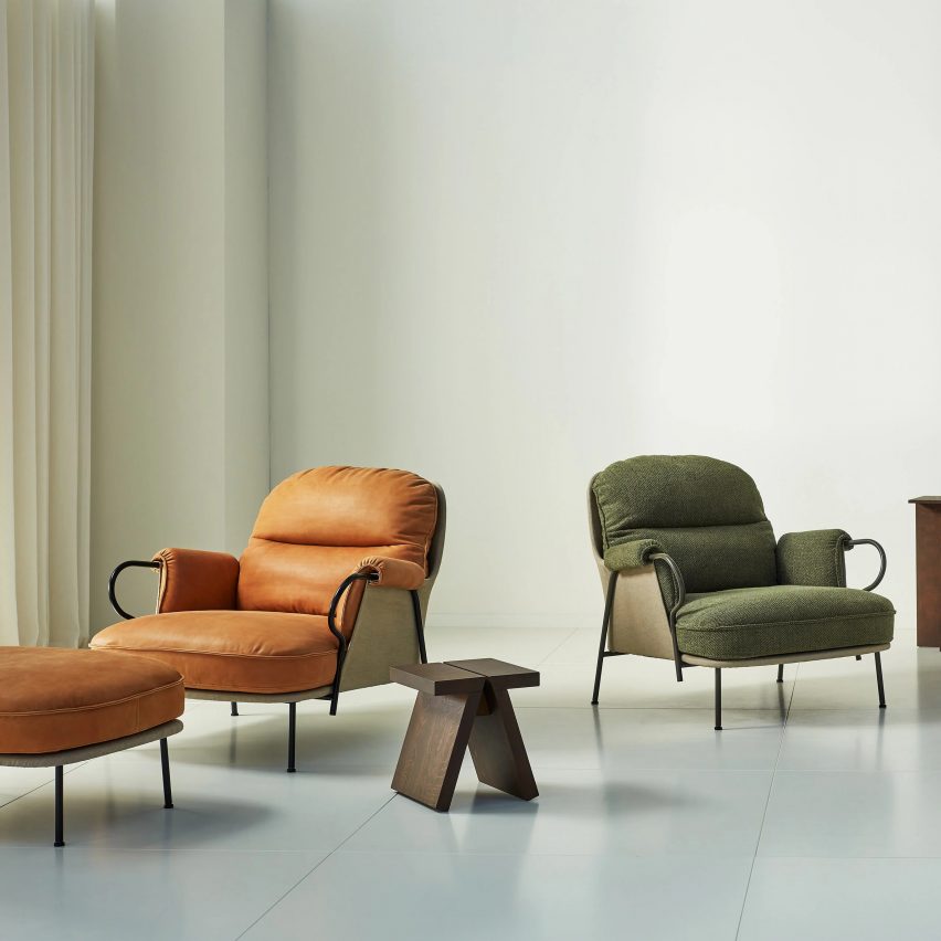 Two Lyra lounge chairs by Fogia in orange and green