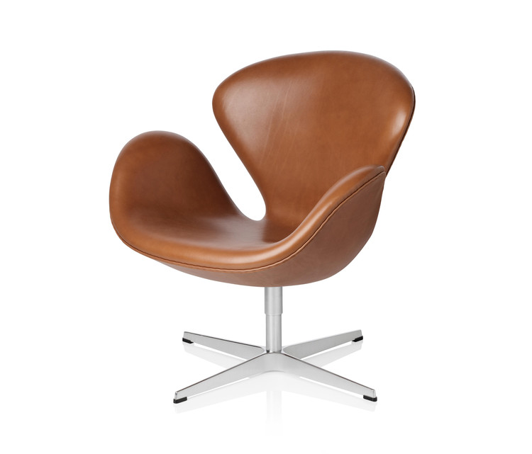 Styling Interiors with Design Icons: Eames, Breuer, Jacobsen, & Bellini - Image 8 of 13